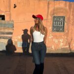 Marine El Himer Instagram - Si tu me vois heureuse. Laisse moi tranquille. Je le mérite. #maroc #photooftheday