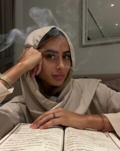 Marine El Himer Instagram - L’apprentissage améliore la vie 🤲🏽✨