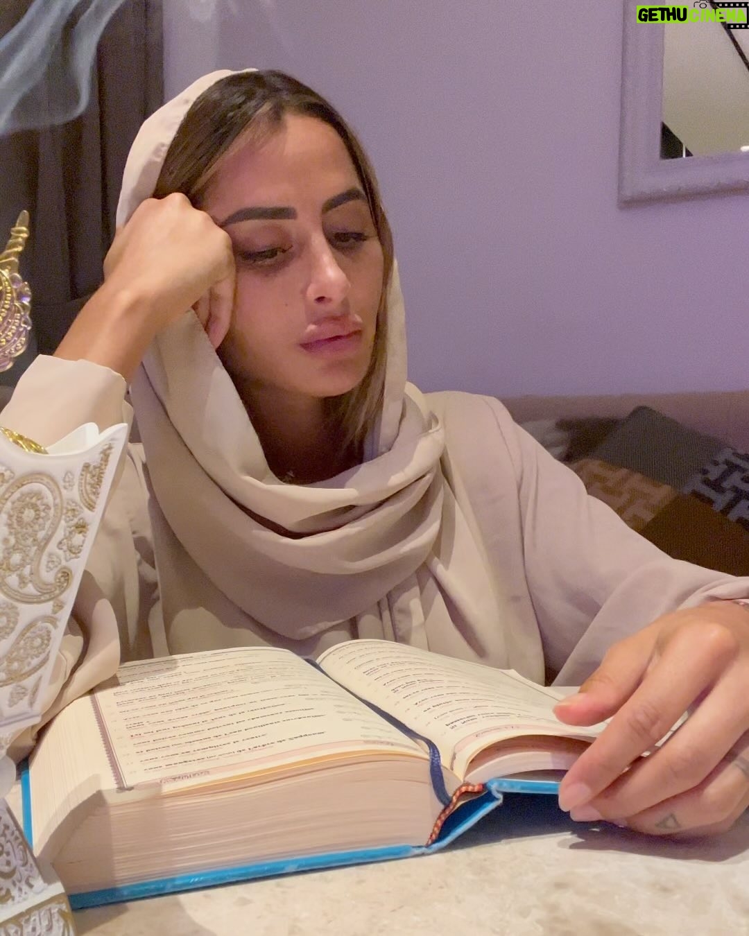 Marine El Himer - 90.1K Likes - L’apprentissage améliore la vie 🤲🏽✨