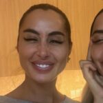 Marine El Himer Instagram – C’est dans les moments les plus difficiles où je remercie Dieu de m’avoir accorder une soeur jumelle, qui est toujours là pour moi à mes côtés.
Je te remercie ma soeur d’avoir fait le voyage pour être avec moi en cette période difficile. Je t’aime
Ta présence m’a manqué, tes câlins m’ont manqué, tes bras m’ont manqué, ton caractère de cochon m’a manqué ..
Ma soeur jumelle m’a manqué ∞
Je relèverai cette pente, on la relèvera ensemble inch’Allah
#twins #sister #love