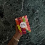Marine El Himer Instagram – Les brunes comptent pas pour des prunes ☺️
5000€ de lots à gagner pour vous !
On vous gâtes avec @skinroyalacademie 🌟
Les lots :
📱 Lot 1 : Un iPhone 15
🛍 Lot 2 : Un sac Louis Vuitton
💄 Lot 3 : 450 € en cosmétiques de luxe, y compris parfum Hermès, coffret Saint Laurent, lipgloss Gisou, et bien plus encore
🌟 Lot 4 : 2 places pour intégrer @skinroyalacademie et créer ta marque de cosmétiques de A à Z !
Pour participer, c’est très simple :
🧚🏾TOUT D’ABORD LIKER MA PUBLICATION !
🧚🏾 Abonne toi à @skinroyalacademie
🧚🏾 Tague 3 amis en commentaire
🧚🏾 Partage ce post en story
📅 Les heureux gagnants seront annoncés le vendredi 12 avril sur mon comptes et @skinroyalacademie.
Bonne chance à toutes et à tous !! 💄
#collaborationcommerciale
#insta #love #photooftheday