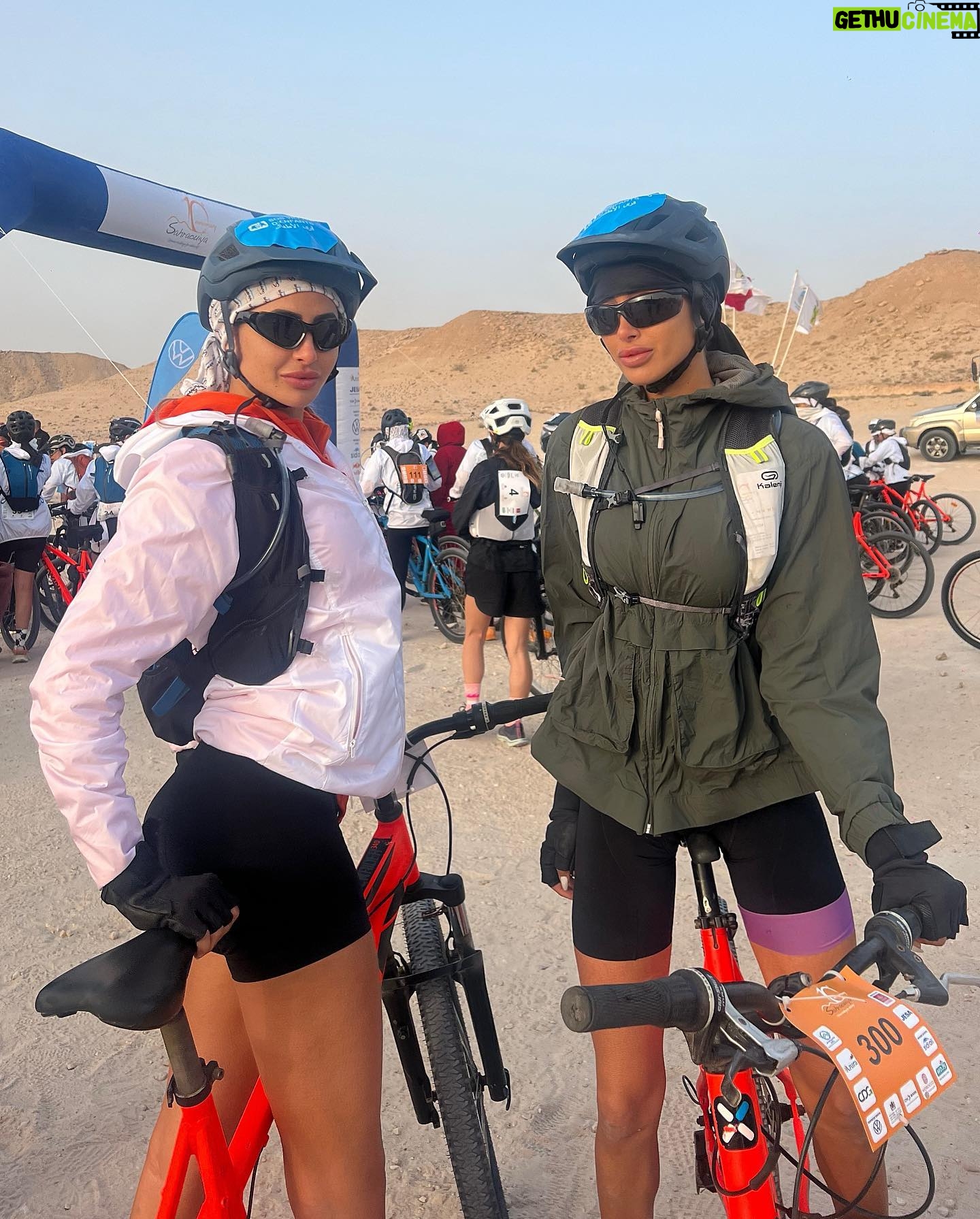 Marine El Himer Instagram - Se battre pour une cause juste est déjà une victoire 🚲🇲🇦 @sahraouiyamaroc @sosvillagesdenfantsmaroc Cagnotte solidaire pour la construction du 6 éme villlage d’enfant sos au Maroc à Dakhla 🇲🇦 https://www.sos-maroc.org/sahraouiya/ #marocco #love #warrior #sisters #proud