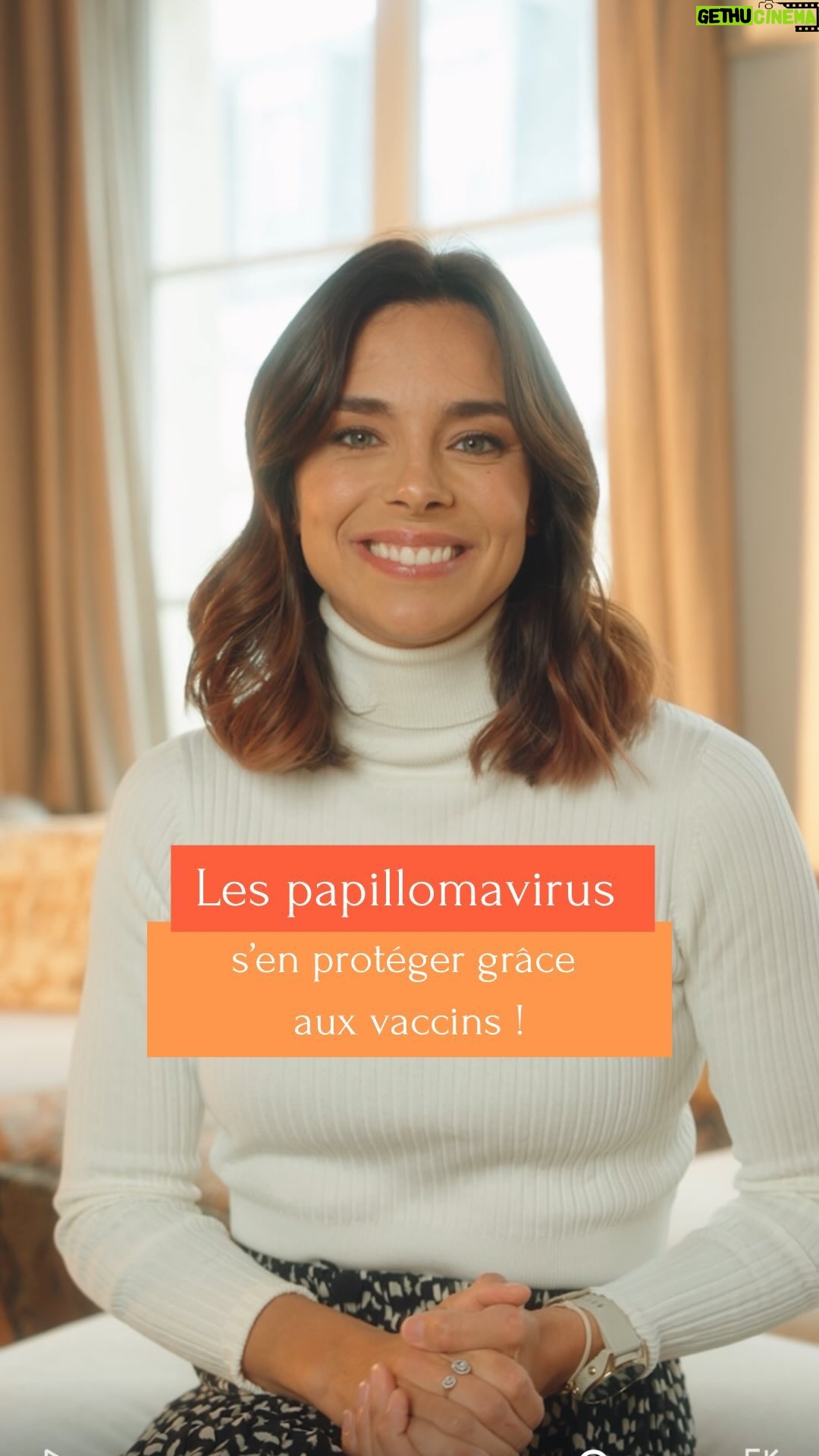 Marine Lorphelin Instagram - Des vaccins pour éviter les cancers ? 💉 OUI, se vacciner ou faire vacciner vos enfants contre les papillomavirus a démontré le bénéfice sur la réduction des cancers du col de l’utérus ✅ Et potentiellement sur les autres cancers associés à ces virus… ✅ Pour d’infos sur la prévention, les dépistages et les vaccins : découvrez mon livre « En pleine forme » disponible en libraires 📖 On en parle en commentaires ! #prevention #vaccin #papillomavirus #cancersducol #jeunes