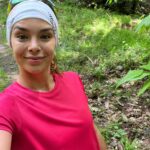 Marine Lorphelin Instagram - Ça commençait pourtant bien 😂🌿🏃🏽‍♀️ Les joies du trail : se perdre et finir dans la boue ! Mais QUEL KIFFE ! Avec la team @stan_gruau @dorian_louvet @goulven_ft @constantwdkr ☺️ #trail #alsace #courseapied
