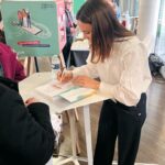 Marine Lorphelin Instagram - Dernier mois à 30 ans🤓🌸 Nouveaux challenges, nouvelles envies. Ma nouvelle vie professionnelle se dessine, doucement mais sûrement. La médecine me manque, j’y reviens. J’ai pris confiance en moi et je travaille pour mon projet professionnel. 1. Voir la vie en rose 🌸 2. Conférence Sport Santé Femmes avec @groupebpce 3. Tournage good vibes 💃🏾 avec la meilleure équipe ! 4. Et dans le train… 5. Coucou ! 6. Conférence santé des jeunes avec @chu_saintetienne 👩🏻‍⚕️ 7. Dédicaces de mon livre 📖 8. Ça bosse la thèse ! 9. Team rocket @webediafr @claralhgr 😘 10. Au magazine de la santé avec la pétillante @drdianakadouch !
