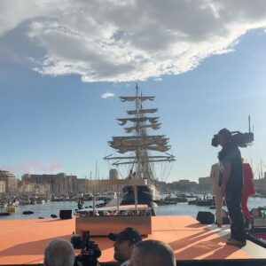 Marine Lorphelin Instagram - Historique 🤩🥹

Merci @paris2024 pour les frissons, pour la communion, lors de cette belle fête du sport & de l’olympisme ! 

Tellement fière d’être une de vos ambassadrices en portant le message du sport santé et du sport pour tous. 

Je n’oublierai jamais ce moment… 
Et les prochains s’annoncent aussi extraordinaires… ⛵️🔥

Un merci tout particulier à ma @camille.emie, Romain Lachens, @laurentericlelay & @francetelevisions 🙏🏽