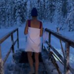 Marine Lorphelin Instagram - Laponie x @defi_delles : J1, je suis émerveillée 🥹 - Invitation - 1.2. 15kms de trail dans un décor irréel 🩵 3. Surprise : descente en luge au 12eme km 😂 4.5. Direction les saunas 🥰 6. Une bande de nanas en or 😘 7. @nini.lanternier & ses chaussettes direction le bain glacé 🥶 8. À mon tour ! Ps : j’ai adoré 👌🏽 9. Bonne nuit pays merveilleux 🥹 #laponie #experience #defidelles #magie #winterwonderland #trail