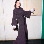 Marion Cotillard Instagram - Et ça fait zumba caféw @chanelofficial Partage de fringue avec @sch