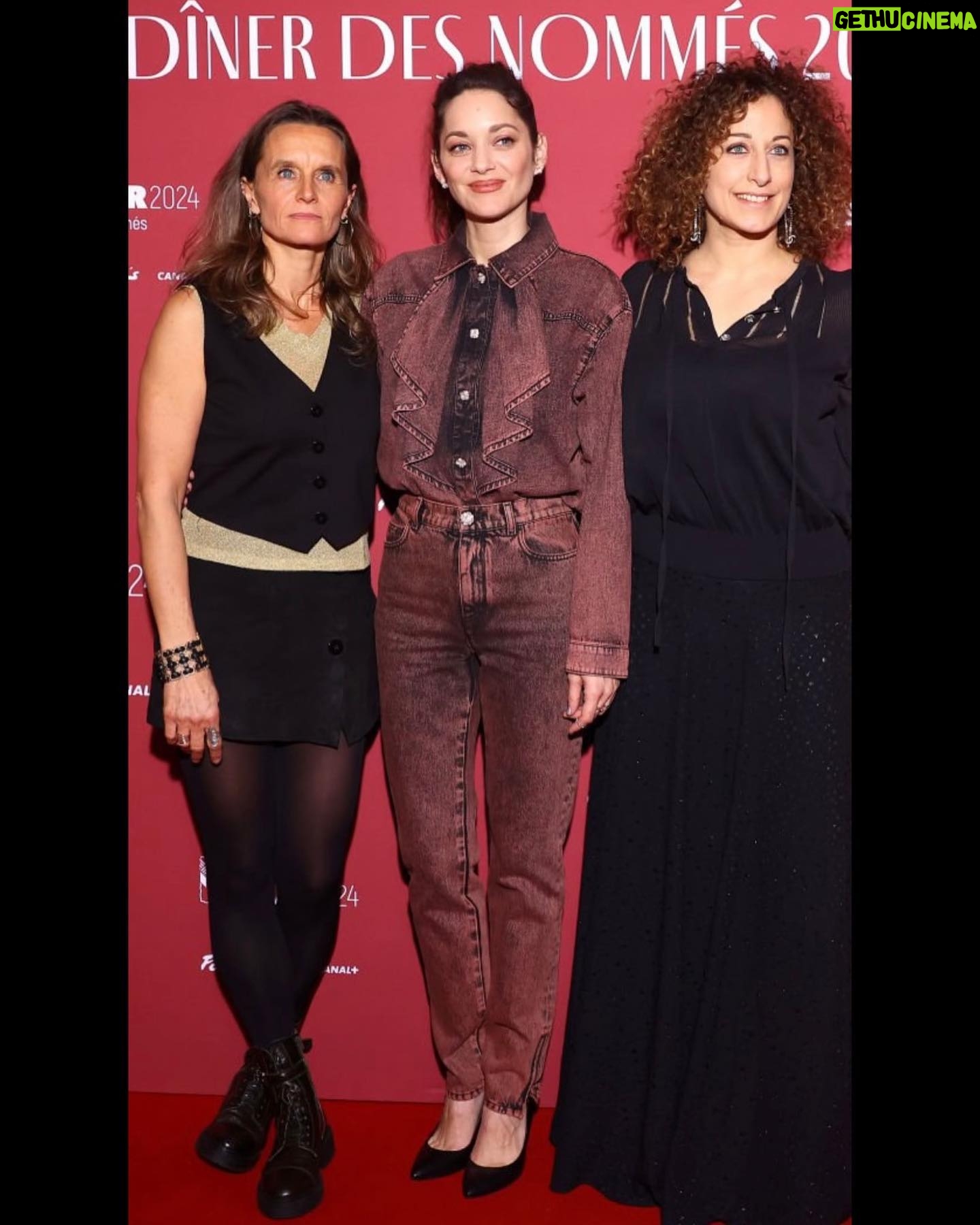 Marion Cotillard Instagram - Merci lā @academiedescesar ššš @monaachache @filmsdupoisson @tandem.films