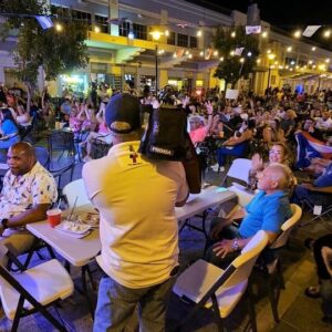 Maripily Instagram - En estos momentos @lacasadelosfamosostlmd en vivo 🔴 desde el Paseo de La Salsa José “Cheo” Feliciano en PONCE, PUERTO RICO 🇵🇷🔥 Gracias @visitponcepr por el apoyo a nuestro #HuracanBoricua 🌪️🇵🇷 

SEGUIMOS VOTANDO POR MARIPILY 🗳️🥷🔥 

#TeamMaripily #TeamHuracanBoricua #MaripilySeQueda #MaripilyGanadora