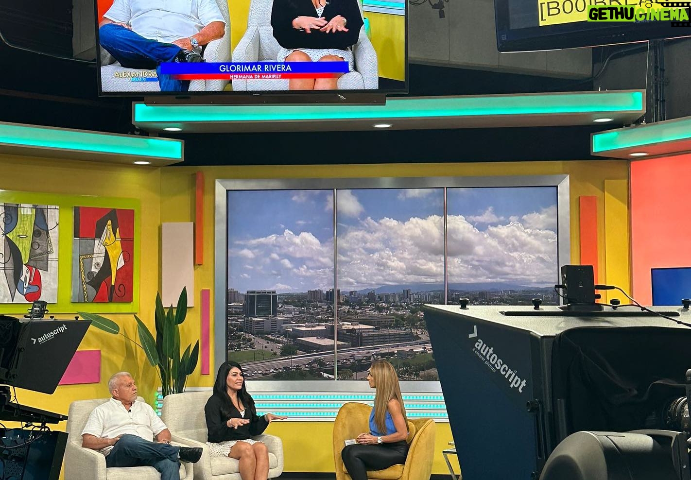 Maripily Instagram - Entrevista con el padre de Maripily, Héctor Rivera y la hermana de ella, Glorimar, quienes aseguran que ella cocina bien y no salado como ha trascendido en @lacasadelosfamosostlmd @alexandraalas12 @alexandrafuentes @telemundopr @bermu13 #MaripilyaLaFinal #TeamMaripily #TeamHuracanBoricua