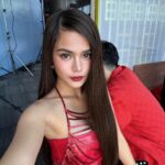 Maris Racal Instagram - bye irene tiu bangs i missed you @asapofficial 🤍 thank you team @makeupbyjaysalcedo @valeriecorpuz_ @adrianneconcept @miss.vince_