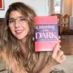 Marisa Tomei Instagram - Witchy books for Halloween by #RivkaGalchen #CarolGilligan and @amberrosetamblyn 🕸️🕷️