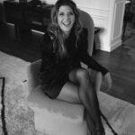 Marisa Tomei Instagram - BTS from the #SpiritAwards Photo by @tina_turnbow Hair by @kshira_hair