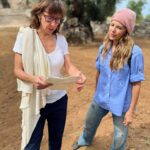 Marisa Tomei Instagram - Devastating to see the olive trees perish in southern Puglia. Beautiful work from @thereallisaleone directing for @fondazione_sylva, bringing solutions and awareness to the plight of the olive trees to raise awareness of the blight on our relatives : the thousand year old olive trees. 🙏