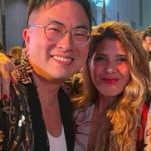 Marisa Tomei Instagram - Thanks the the brilliant @jameskaliardos for inviting me along to see @dollyparton, @mileycyrus and the best surprises @davidbyrneofficial and @siamusic with my soul sister @thereallisaleone in Miami 🥳🥳

Fun to run into @fayedunaway!

Happy New Year, lots of love xox