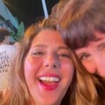 Marisa Tomei Instagram - Thanks the the brilliant @jameskaliardos for inviting me along to see @dollyparton, @mileycyrus and the best surprises @davidbyrneofficial and @siamusic with my soul sister @thereallisaleone in Miami 🥳🥳 Fun to run into @fayedunaway! Happy New Year, lots of love xox