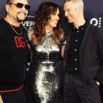 Mariska Hargitay Instagram – Another hit out of the park for my #GlamSquadDreamTeam last night!! A big THANK YOU THANK YOU to @dinarama, @cassihurdhair and @theclosetfiles for making me shimmer! ✨✨✨✨
#AboutLastNight #SilverAnniversary #OopsTheyDidItAgain #GlamFamForLife #Bedazzled