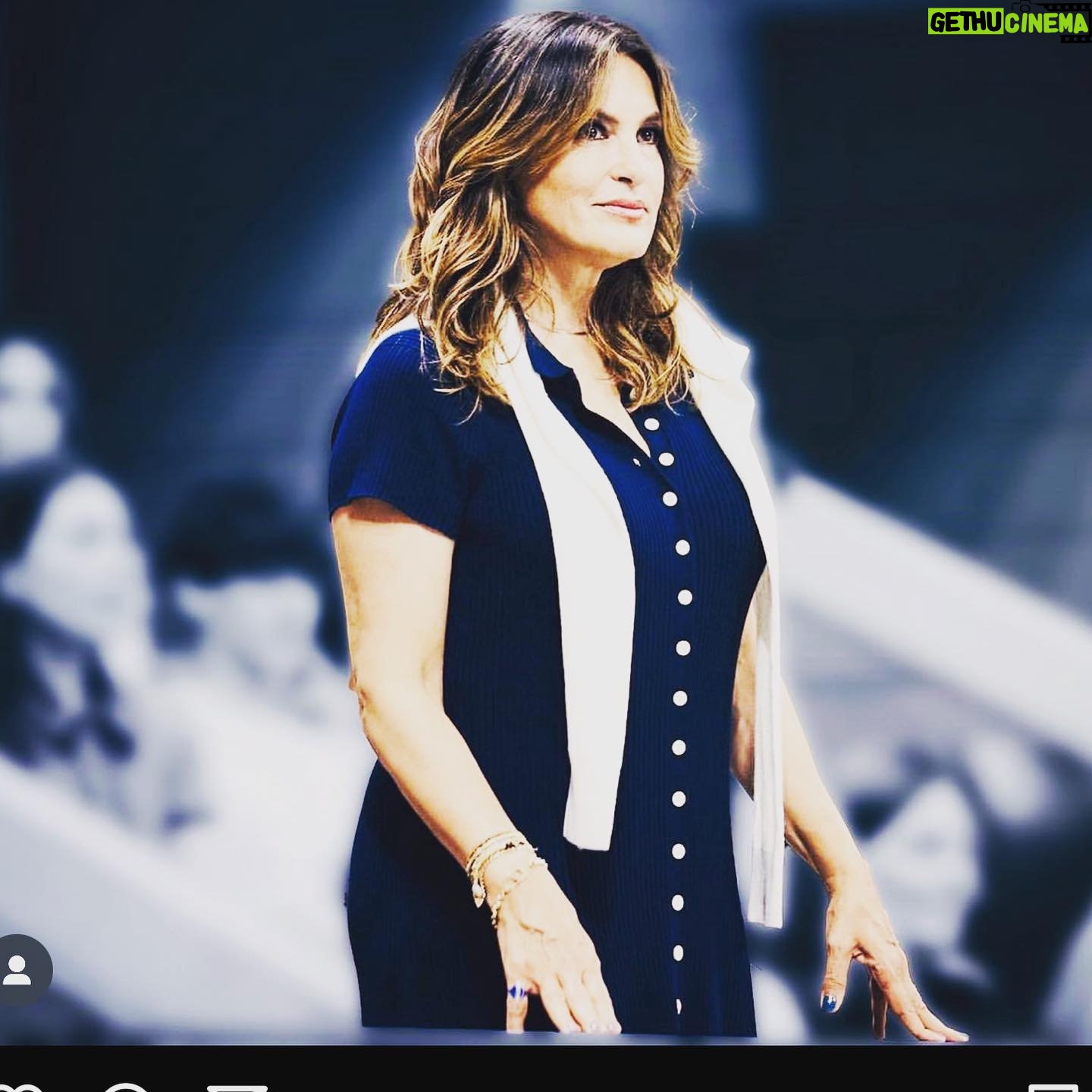 Mariska Hargitay Instagram - Thank you @poloralphlauren for an incredible night. @usopen #polo #rlstyle #usopen #2023 @ralphlauren 🎾 #tennis 💙💙💙