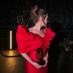 Mariya Boyko Instagram - Премия «Шансон года» у меня в руках! Принимаю поздравления 💋 Все только начинается @gutserievmedia @mikhail.shufutinsky @darya.cuznetsova