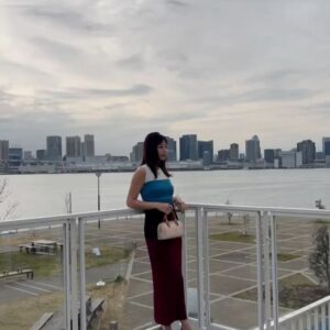 Mariya Nishiuchi Instagram - Tory Burchのアイコンバッグ、Ｔモノグラムの2024年春夏新作ローンチを祝したグローバルイベントにて🌴

サイズ感といいぷっくりとしたデザインがCute🤍

#ToryBurchSS24#Tmonogram
#Tモノグラム#トリーバーチ#PR