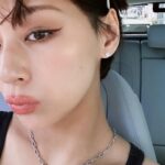 Mariya Nishiuchi Instagram - 自分でもやっとショートに慣れてきた！ メンテナンスは初の @takeru_kawabata タケルさんカット✂️🔥 ショートだと合う洋服や映えるアクセが変わって面白い！ アレンジもまだまだ色々試してみたいな〜 夏が楽しみだ😎