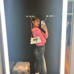 Mariya Nishiuchi Instagram - イタリアのブランドDSQUAREDのアイコンである "ゴシックベルトBAG"の新コレクションローンチイベントにて😎 サイズ感も質感も可愛い😍 ドレスに合わせても良いかも♪ @dsquared2 #DSQUARED2 #ディースクエアード#D2GOTH #PR