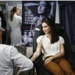 Marjorie Estiano Instagram – Numa parceria com o @hemorio , lançamos a 2a temporada do Sob Pressão. O primeiro episódio já está no @globoplay . Muito feliz de participar. Obrigada! #sobpressao #doesangue ❤️