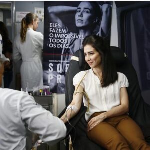 Marjorie Estiano Instagram - Numa parceria com o @hemorio , lançamos a 2a temporada do Sob Pressão. O primeiro episódio já está no @globoplay . Muito feliz de participar. Obrigada! #sobpressao #doesangue ❤️