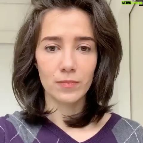 Marjorie Estiano - 46.1K Likes - #Repost @santacasapoa
・・・
A arte imita a vida e proporciona que possamos conhecer como é a rotina de milhões de profissionais de saúde.
⠀
A @estianomarjorie e o @julinhoandrade são protagonistas da série Sob Pressão, escrita pelo diretor e roteirista gaúcho @jfurtado2222 , e interpretam como é o dia a dia de quem dedica a sua vida para salvar a dos outros.
⠀
No mês de conscientização sobre a doação de órgãos, eles são nossos convidados para homenagearem as equipes que, em meio a pandemia, estão empenhados para que os transplantes continuem e que a fila de espera diminua cada vez mais.
⠀
#1salva8 #SantaCasaPoa #AmorPelaVida