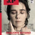Marjorie Estiano Instagram - @revistajp Fotografada lindamente pelo @jorgebispo no Rio de Janeiro, onde mora e segue recolhida, styling de @felipeveloso e beleza de @vinikilesse. Já nas bancas! Texto de @_lucianafranca_ Arte @jeffleal13 e Produção Executiva @anaemeyer @canivellocomunicao @tiagoreislive @mariocanivello @joycepascowitch Obrigada! ❤️