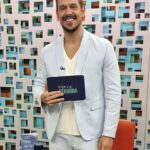 Marjorie Estiano Instagram - #PapoDeSegundaNoGNT no ar! 📺🤩 Com a atriz Marjorie Estiano e o psicanalista Christian Dunker, o Papo debate o poder e a atração, como lidamos com o fim, e fatos da nossa biografia que podem vir à tona. Liga no GNT e vem com a gente papear!