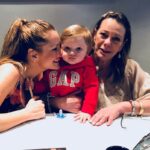 Marjorie de Sousa Instagram – Somos un gran equipo 🥰😍los amo con mi vida!!!! Feliz día mami gracias por siempre estar ahí, te amo profundamente y valoro todo lo q me enseñaste para yo hoy ser una gran madre de mi Mati 🥰 #felizdíamamitas las amo ♥️gracias por existir 🥰🙌🏻🙌🏻🙌🏻🙌🏻🙌🏻🙌🏻 Gracias #Mati por ti hoy se lo que es ser valiente 🥰🙌🏻te amo hijo. Este Domingo se festeja en mi país así que feliz día de las mamis también para ustedes y todas las q festejan el Domingo 🥰las amo ♥️♥️♥️