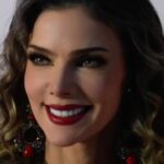 Marlene De Andrade Instagram – Prendas @raniasumalla 

#marlenedeandrade #prendas #joyas #belleza #elegancia #espectáculo #show #fotografia #canal #tves #moda