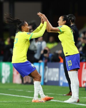 Marta Instagram - The master and the apprentice. ✨

#BeyondGreatness #FIFAWWC