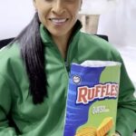 Marta Instagram - #ad This was so cool! Go behind the scenes on the #FritoLay commercial with me! #FIFAWWC #ad Foi muito legal! Olha o por trás das cenas do propaganda da #FritoLay comigo #FIFAWWC