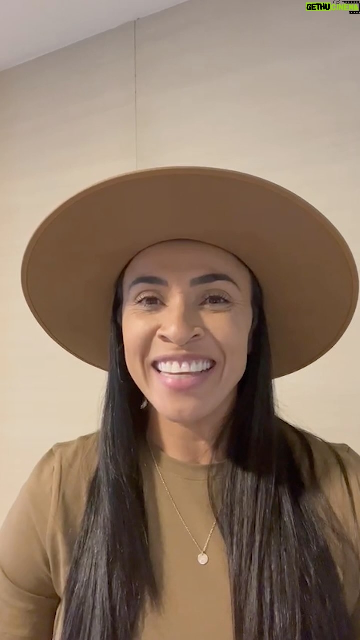 Marta Instagram - Estamos na reta final! São os últimos dias da promoção Vitaminas Neo Química. E você tem até o dia 30.11 para concorrer aos nossos prêmios! Segue o passo a passo para participar! 🛒 Compre Vitaminas Neo Química 💻 Acesse e cadastre-se em www.vitaminasneoquimica.com.br 📃 Registre seu Cupom Fiscal no site 🍀 Agora é pegar seus números da sorte e ficar na torcida! #vitaminasneoquimica