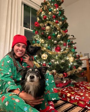 Marta Instagram - Feliz natal!! Merry Christmas!! @zoe_zeca_toby 🎄🎅🏽