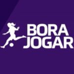 Marta Instagram - Agora sou treinadora de todas as mulheres! Todo apoio e suporte ao futebol feminino é sempre muito bem-vindo, por isso estou muito feliz em anunciar o lançamento da plataforma Clear Bora Jogar. A iniciativa de Clear é uma maneira acessível e diferente de aprender futebol. Desenvolvemos 10 aulas digitais e 100% gratuitas para todos os níveis, do iniciante ao avançado, ensinando fundamentos, táticas e técnicas da modalidade. Que a próxima geração de mulheres encontre na Clear Bora Jogar mais uma forma de fazer parte e crescer dentro desse esporte que inspira a mim e milhões de brasileiros. E aí, Bora Jogar? Acesse clearhaircare.com e entre na aba “Bora Jogar” ou busque por Clear Bora Jogar.