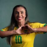 Marta Instagram - Que tenhamos um País livre justo e mais igualitário 🙌🏽🙌🏽🙏🏽. #7desetembro #independeciadobrasil🇧🇷️ #liberdade #democracia obs: Não vamos confundir gente, meu post é em homenagem ao dia da independência do meu país e que tenho orgulho em ser brasileira