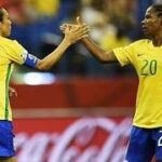 Marta Instagram - O futebol feminino tem muito a te agradecer , Obrigada por tanto e parabéns pela belíssima carreira ! Feliz e grata em ter feito parte da sua história! . . Women’s soccer has a lot to thank you for, thank you for so much and congrats on your beautiful career! Happy and thankful to have been a part of your story! @oficial_formiga @miramota @selecaofemininadefutebol