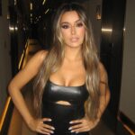 Marta Díaz Instagram - 10 fotos de estos días: 1. Un sábado bastante diferente 2. Evento de @lancomeofficial 3. Empezando la Navidad con @ghdspain 4. Estas fotos son>>> 5. Noche de juegos en casa de unos amigos 6. Me encantó este look 7. Y este también jeje 8. Después de haber pasado una noche horrible, otra más, mi insomnio esta pudiendo conmigo 9. Un vídeo tontorron 10. Día 3 con el tratamiento, no noto ningún cambio, seguiremos informando.
