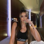 Marta Díaz Instagram – 🌸 10 fotos random 🌸
1. De una grabación que sale en septiembre 
2. Me siento muy RBD 😂
3. Foto del makeup de antes de la boda
4. Me flipaba este look para ir a la Bresh 
5. Mucho
6. Ese outfit… amooo
7. Concierto del Ferxxoo
8. 2.0
9. Concierto de Romeo Santos, lloré mucho 
10. A mi hermana le flipa este look y la foto así que le hago caso. Siempre