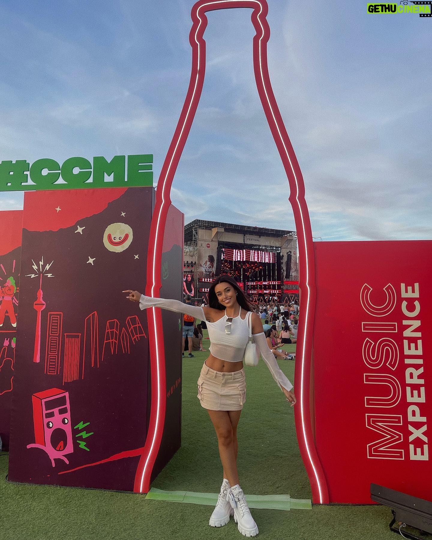 Marta Díaz Instagram - Resumen de estos días en el festival de #CCME ❤️🔥 gracias a @cocacola_esp. Nos vemos el año que viene! #CokeStudio #publi