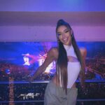 Marta Díaz Instagram – 🌸 10 fotos random 🌸
1. De una grabación que sale en septiembre 
2. Me siento muy RBD 😂
3. Foto del makeup de antes de la boda
4. Me flipaba este look para ir a la Bresh 
5. Mucho
6. Ese outfit… amooo
7. Concierto del Ferxxoo
8. 2.0
9. Concierto de Romeo Santos, lloré mucho 
10. A mi hermana le flipa este look y la foto así que le hago caso. Siempre