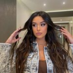 Marta Díaz Instagram - Ayer volvimos a la @laresistenciacero me lo pasé demasiado bien, gracias @davidbroncano por portarte tan bien conmigo 😂🙏🏽 y hacerme pasar un rato tan divertido! Nos vemos pronto! 😇 Hair: @sandrononna x @ghdspain Makeup: @beautyexpertlancome @lancomeofficial Ya tenéis la entrevista disponible en YT! ❤️ gracias por vuestros mensajes!