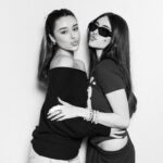 Marta Díaz Instagram – Mix de estos días 
1. Bueno esta concretamente es de verano, no tengo ni la piel así, ni el bronceado 
2. Lo mismo jeje 
3. Camino a los ídolo ❤️
4. Preparándome para otra polémica 😅
5. Me hicieron comprarme esa camiseta 🙃
6. Y ya de paso el gorro y las Jordan 
7. La mujer más guapa de este planeta y yo. 😎
8. Siendo Rihanna x 24h 🥵
9. Mi pierna hace un mes 💔
10. Mi PIERNA AHORAAAA 🥹😭👏🏼🙏🏽🫶🏼 lo estamos consiguiendo chicosssss! 🎉🤩😍