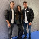 Marta Díaz Instagram – MI SEMANA EN 10 FOTOS: 
1. Planes con ellos (haciendo match con el outfit) 
2. Pink Party 
3. Llegar a casa después de un mal día y ver el detallito que me preparó Sergio 
4. El partido de ayer
5. Encontrarme con dos chicos súper majos, les pedí una foto 
6. El salón de la planta de abajo 😍 donde hacemos los campeonatos del uno 
7. Lo cuqui que está cuando duerme 😂
8. Los más guapos de la fiesta Ali, Álvaro y Sergio 
9. Con mis chicas 
10. Domingos