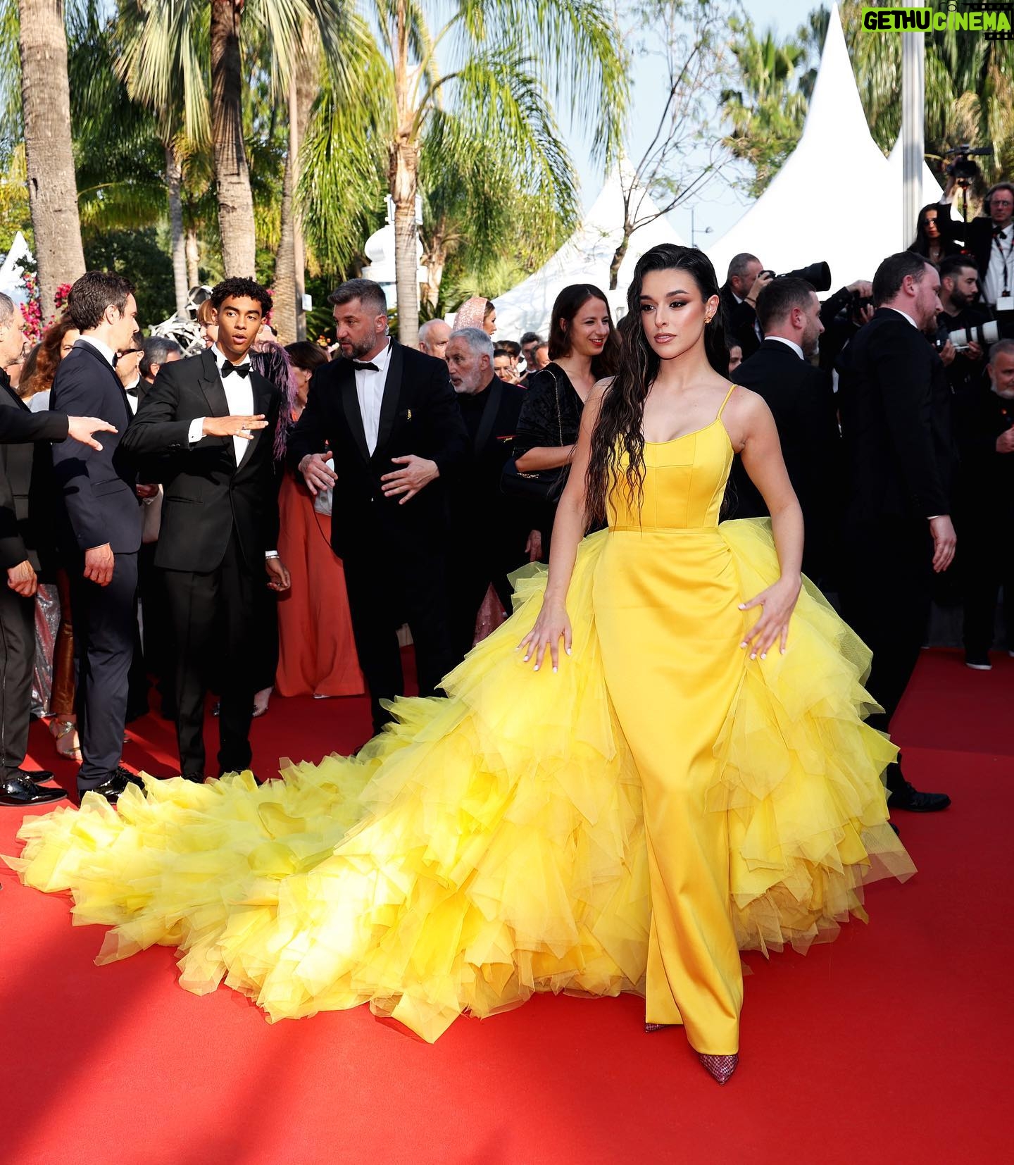 Marta Díaz Instagram - FESTIVAL DE CINE DE CANNES 2023💛💛 Un honor haber llevado este vestido de @lorenzocaprile hecho especialmente para esta ocasión, ha sido un proceso tan especial 🫶🏼✨ gracias a todo el equipo por haberlo hecho posible @tallercaprile Hair: @pablmaciasr @ghdspain MakeupLook: @lancomeofficial @miguelbling @beautyexpertlancome Style: @davidrivas___ Gracias de corazón @meta @creators @instagram por otro año más con vosotros 🫶🏼✨ @Universal_Spain #AsteroidCity #cannes2023