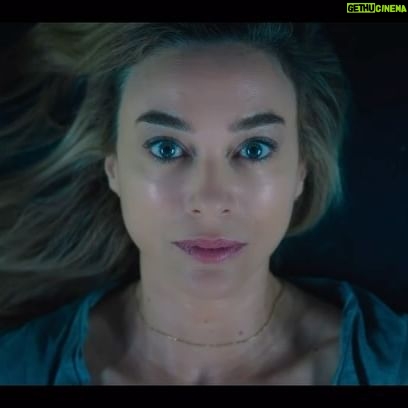Marta Hazas Instagram - Por fin puedo compartir con vosotros el tráiler de mi nueva SERIE #DesdeElMañana! ⏳ Qué ganas tenía de participar en un proyecto así y de presentaros a Gabi, mi personaje. No os perdais esta nueva serie de @disneypluses que me dejó pegada a los guiones. Tiene misterio, secretos, algo sobrenatural, amor… ¡es de esas series con las que no te despegas del sofá! Disponible el 12 de junio, ¡os esperamos! . Con unos compañeros de viaje maravillosos @alexgonzalezact @denisse_pmolina gabrieloxguevaraa entre otros, además del equipazo que no veis detrás de las cámaras